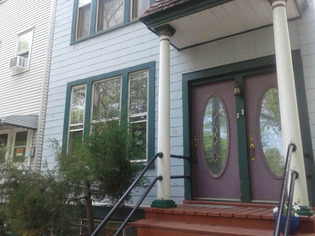 3018 Hoyne Avenue - Photo 1
