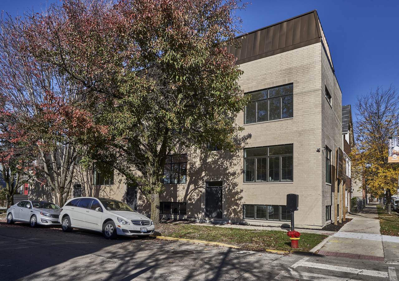 2404 Cuyler Avenue - Photo 1