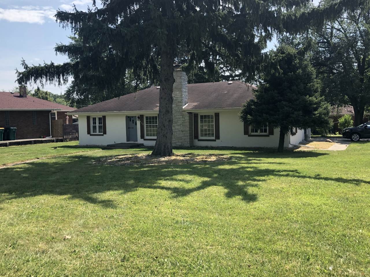 828 Grand Boulevard - Photo 1