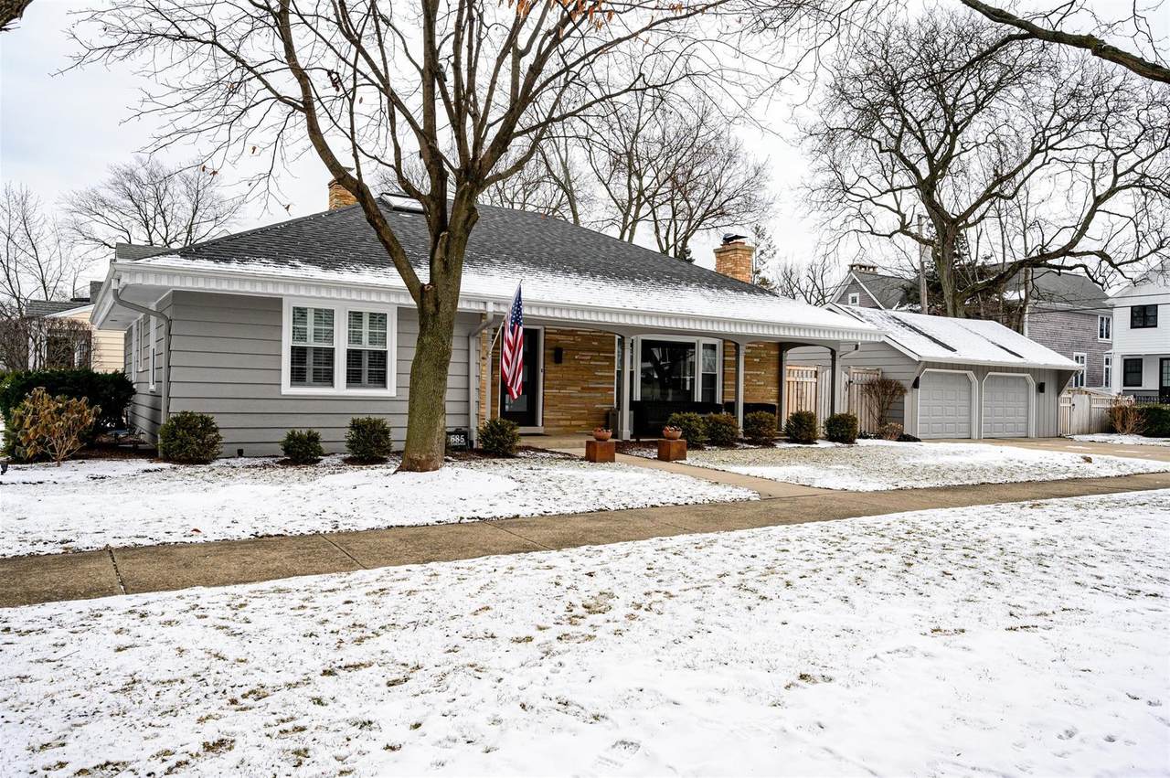 685 Kearsage Avenue - Photo 1