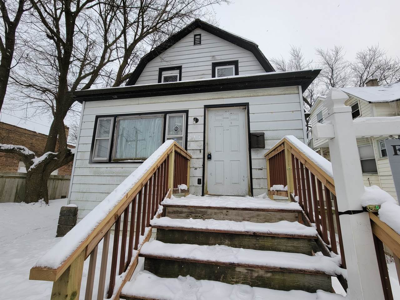 515 May Street - Photo 1