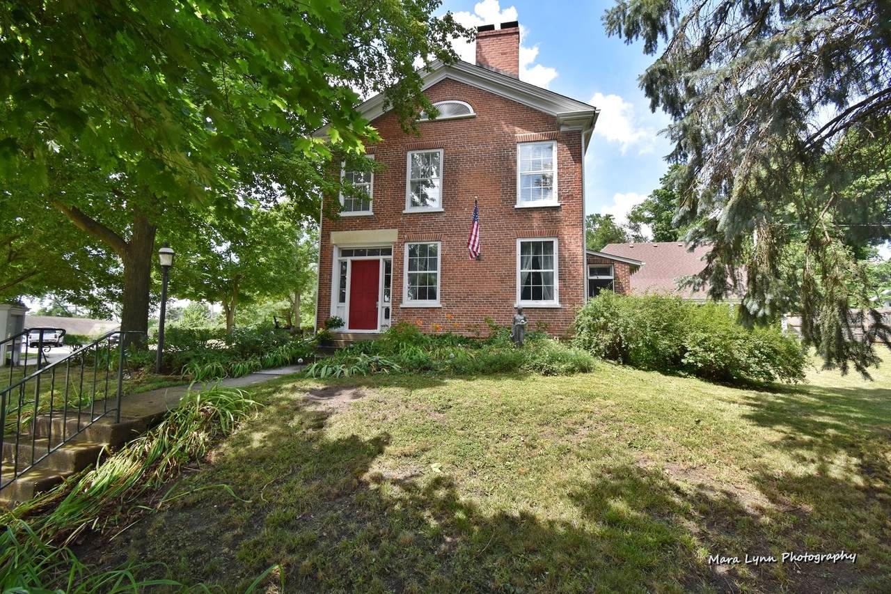 304 Cedar Avenue - Photo 1