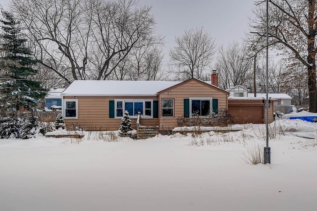 36752 Wildwood Drive - Photo 1