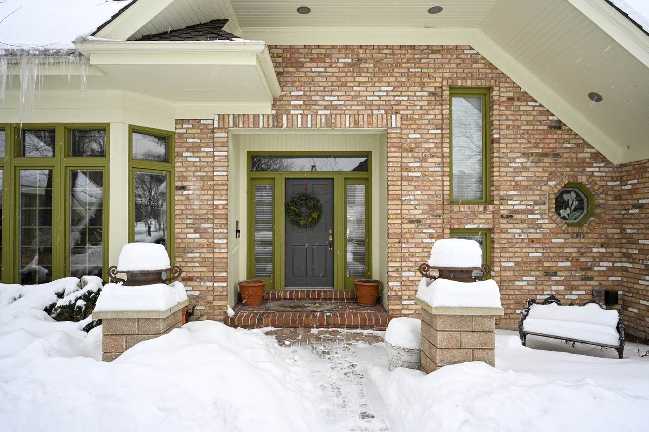 6450 Manor Drive - Photo 1