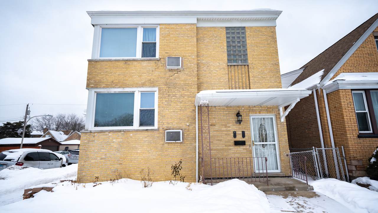 6058 Kildare Avenue - Photo 1