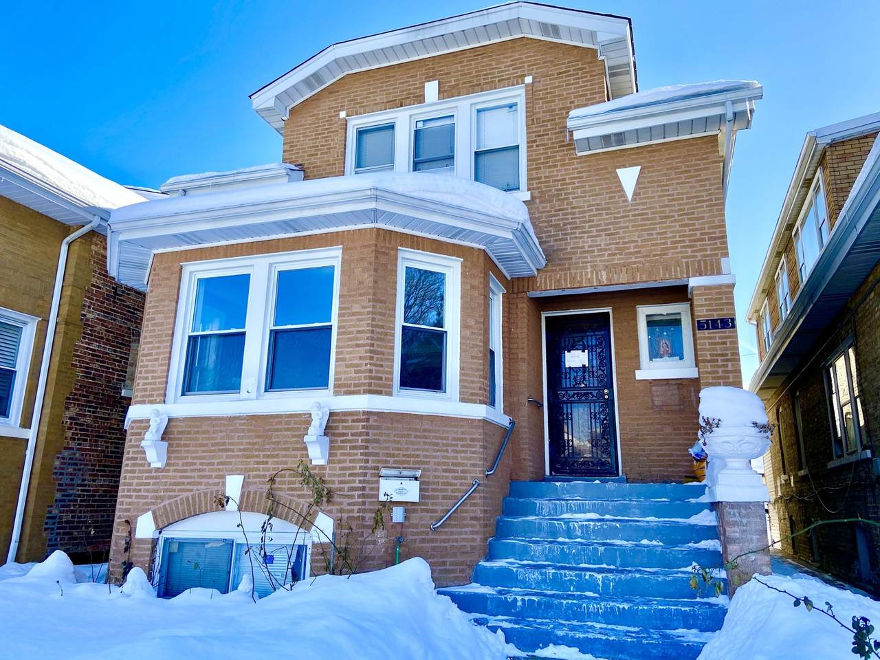 5143 Barry Avenue - Photo 1
