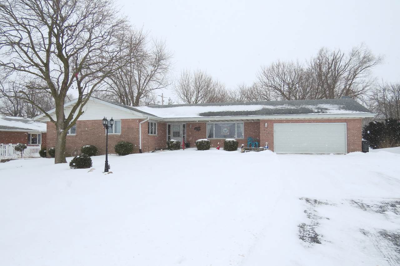 407 Pine Street - Photo 1