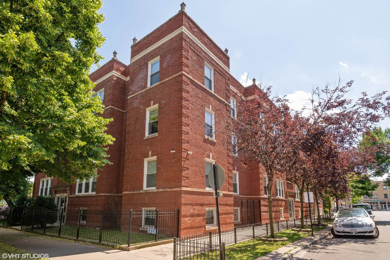 2715 Sawyer Avenue - Photo 1