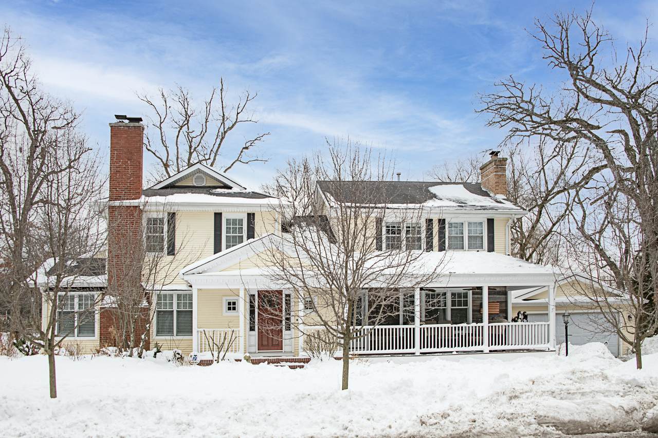1140 Chatfield Road - Photo 1