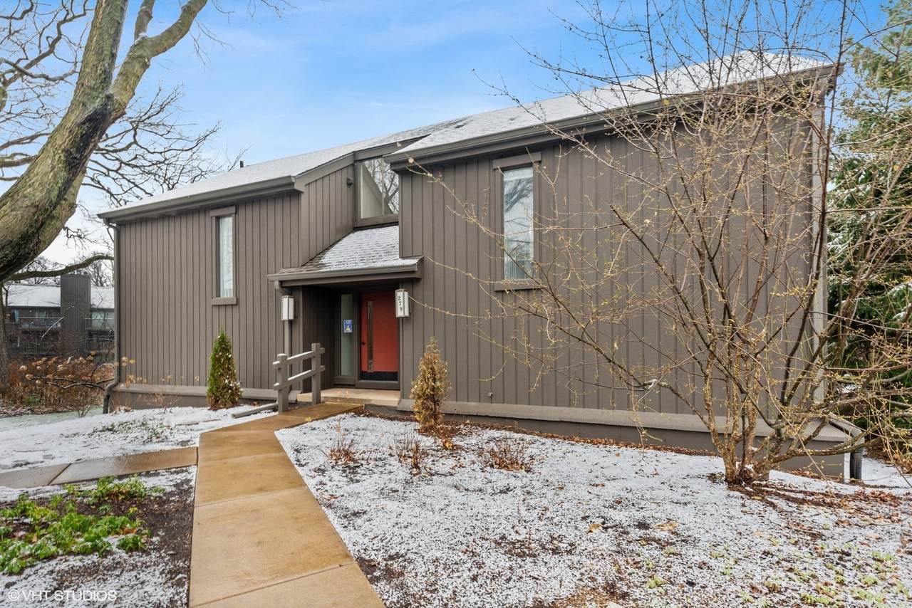 279 Rolling Wood Lane - Photo 1