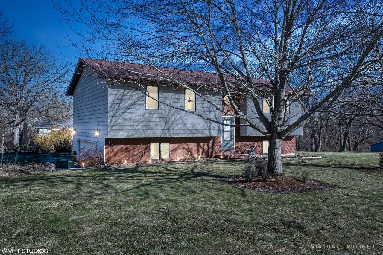 36685 Edward Avenue - Photo 1