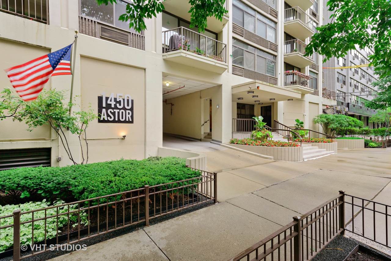 1450 Astor Street - Photo 1