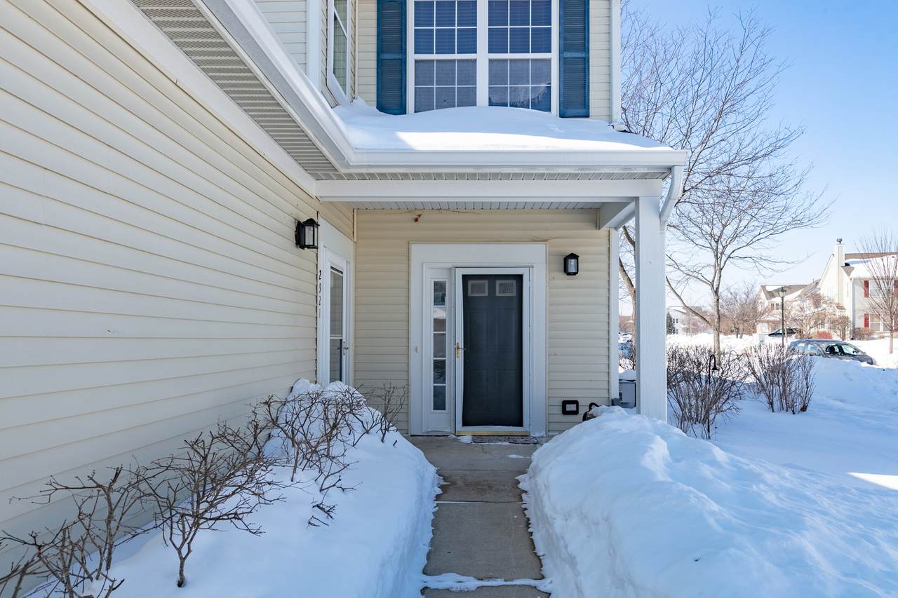 2919 Falling Waters Drive - Photo 1