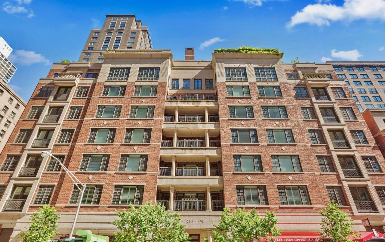 190 Walton Place - Photo 1