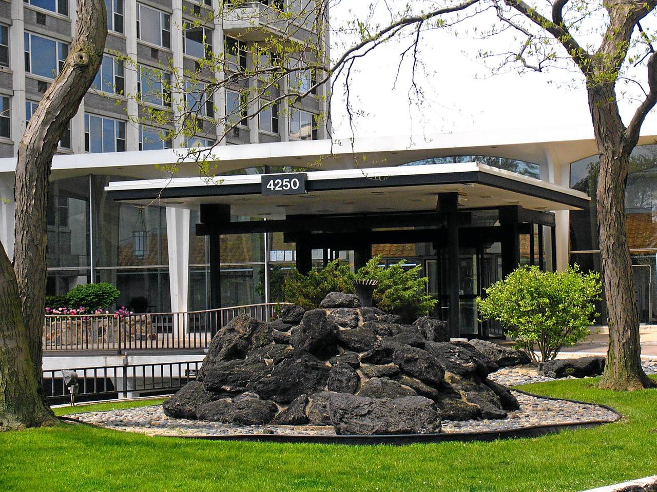 4250 Marine Drive - Photo 1