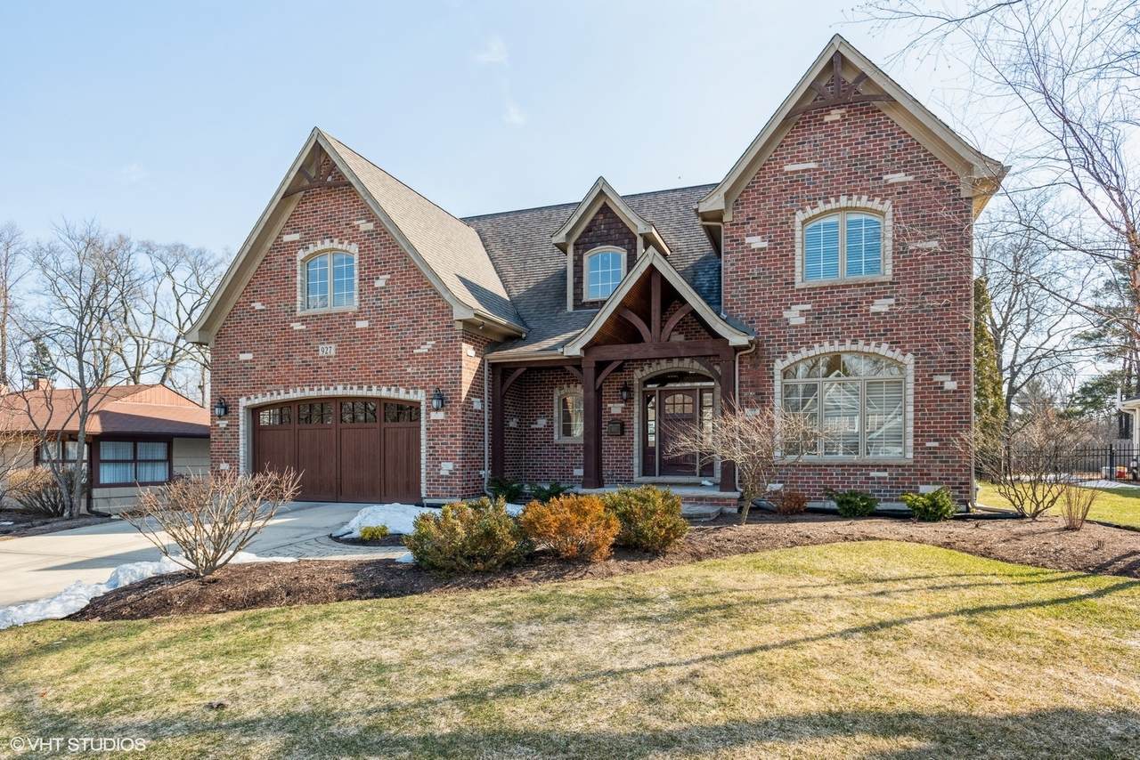 927 Aurora Way - Photo 1