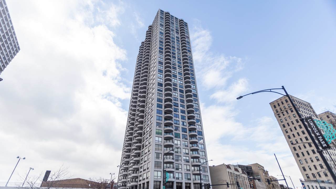 2020 Lincoln Park West - Photo 1
