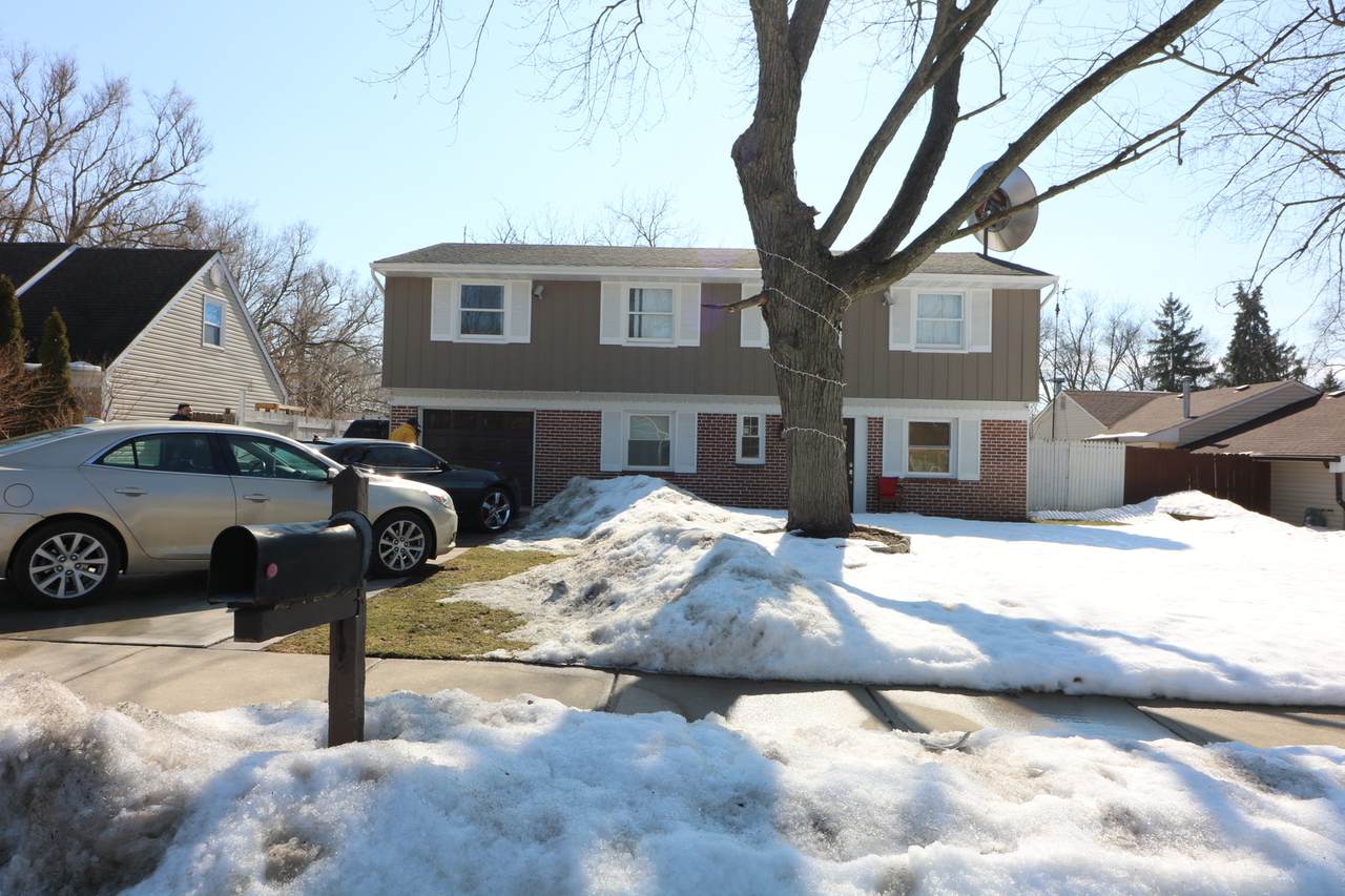 286 Seabury Road - Photo 1