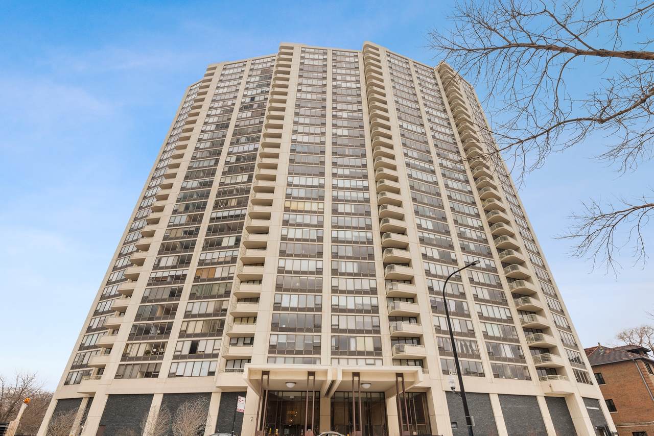 3930 Pine Grove Avenue - Photo 1