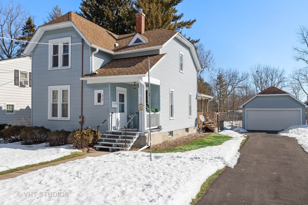 218 Pleasant Street - Photo 1