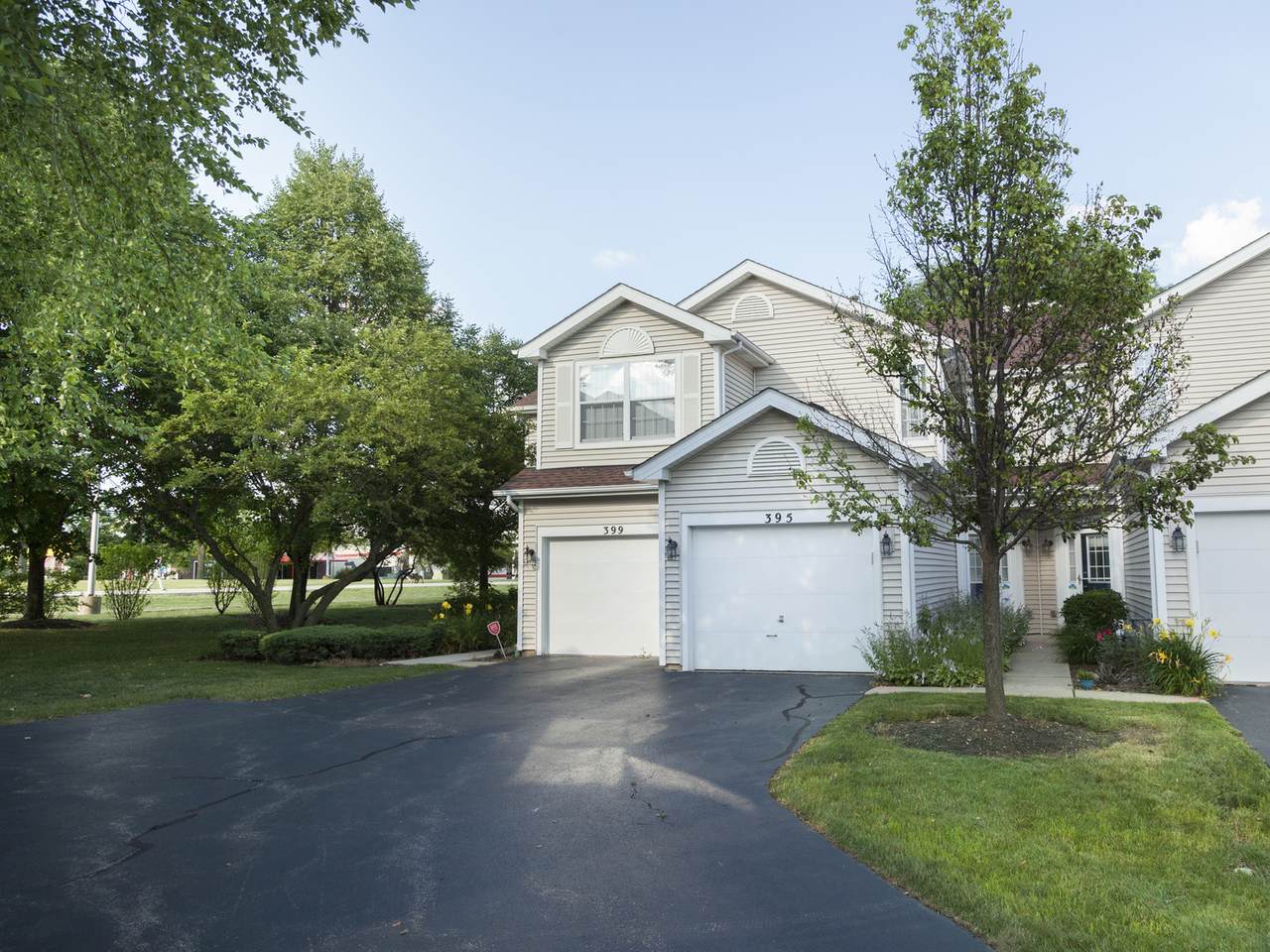 395 Hunterdon Court - Photo 1