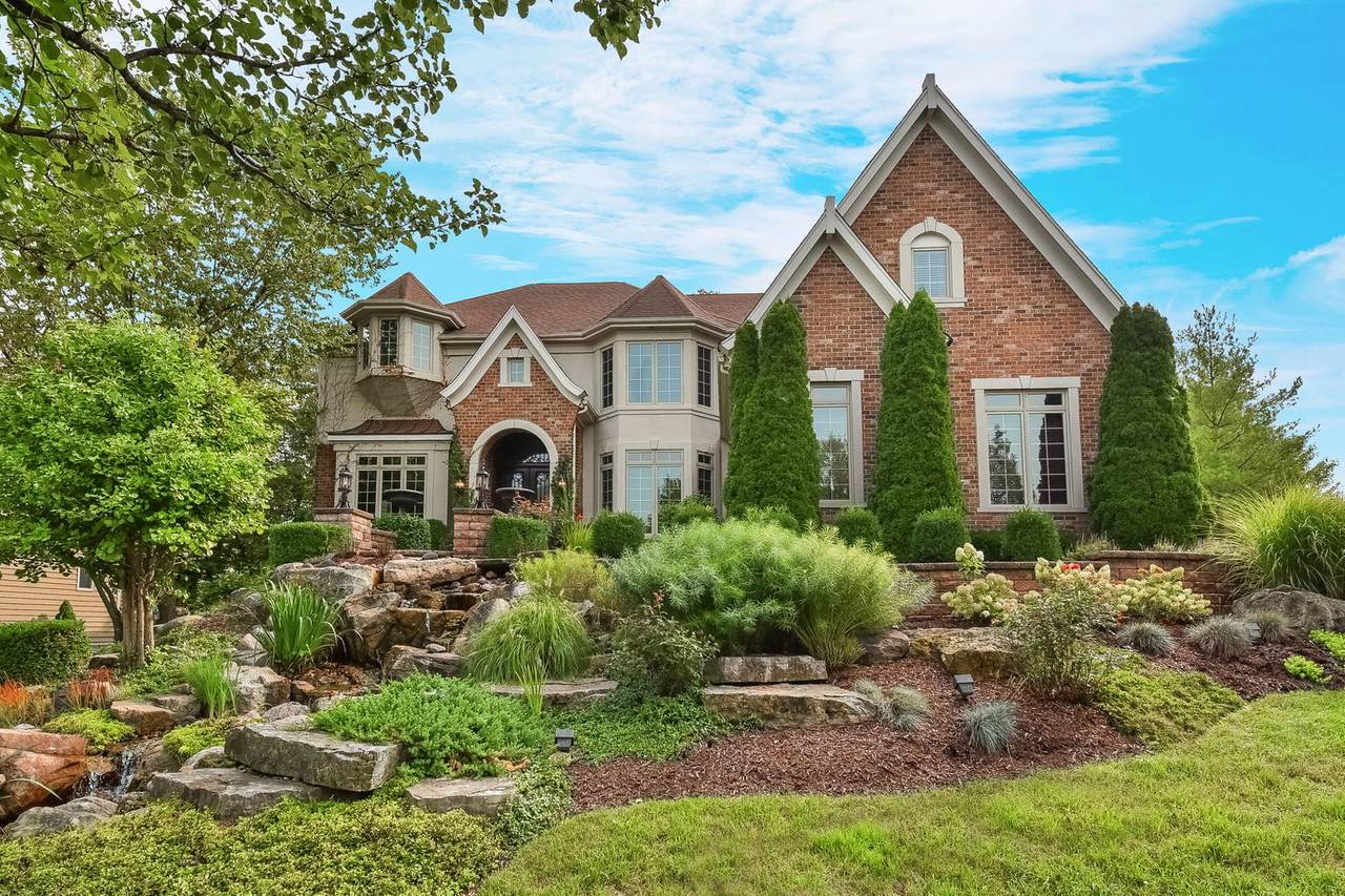 2402 Majestic Oaks Lane - Photo 1
