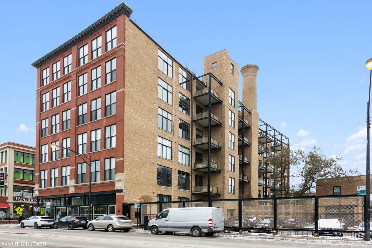 1872 Clybourn Avenue - Photo 1