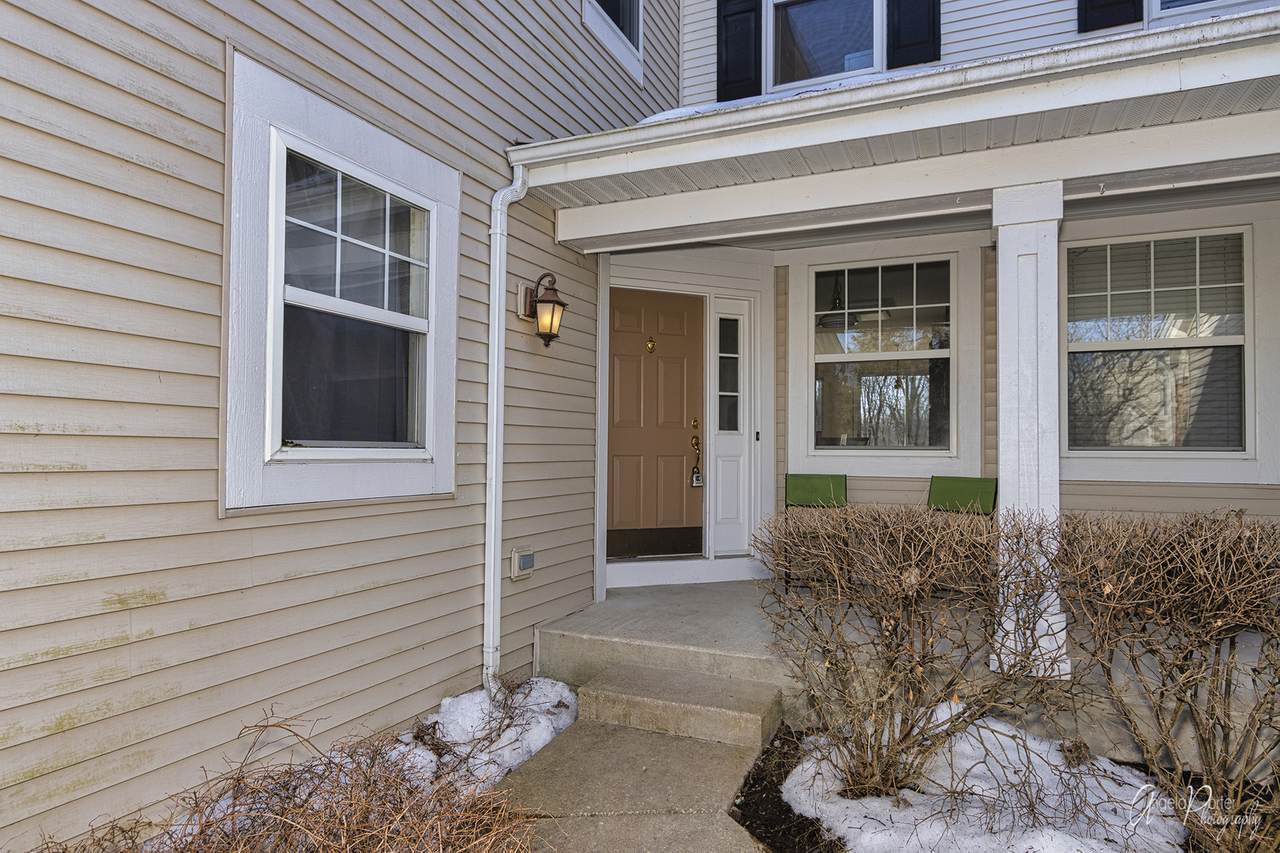 4365 Waters Edge Drive - Photo 1