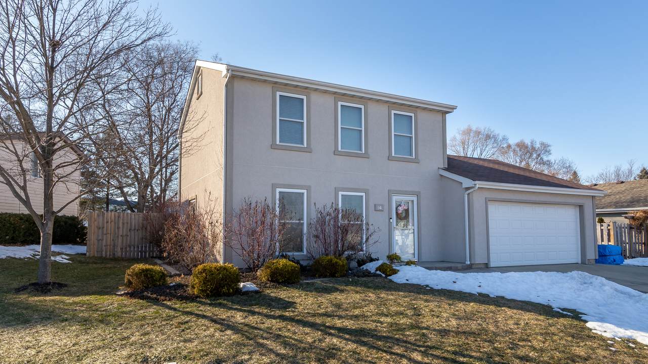 14 Chaucer Lane - Photo 1