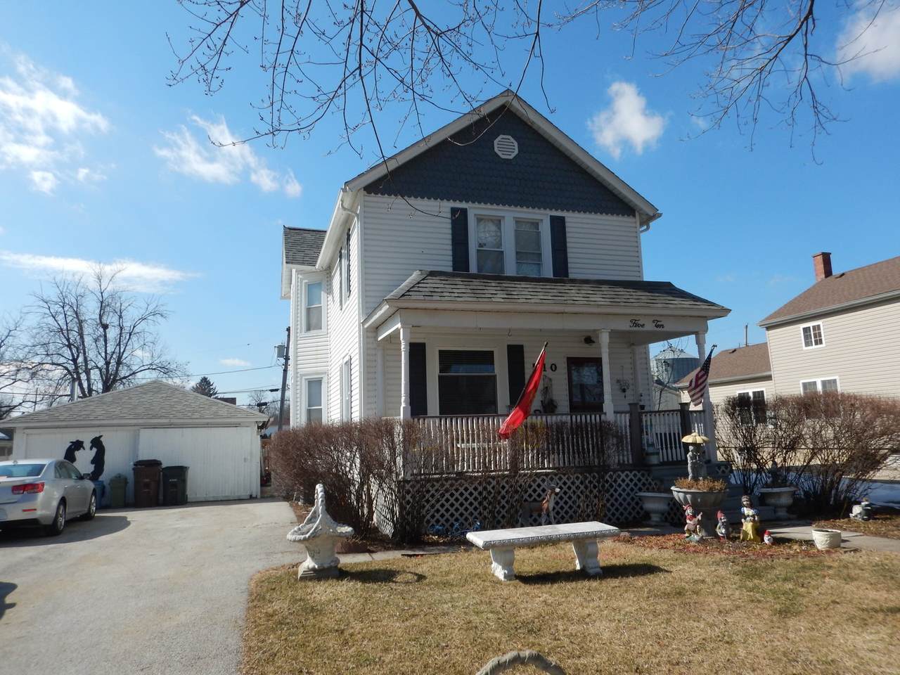 510 Woodward Street - Photo 1
