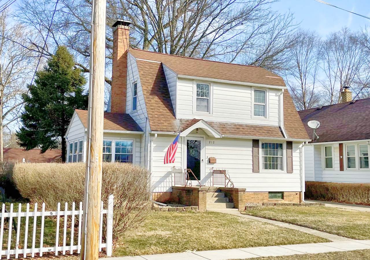 212 Hamilton Avenue - Photo 1