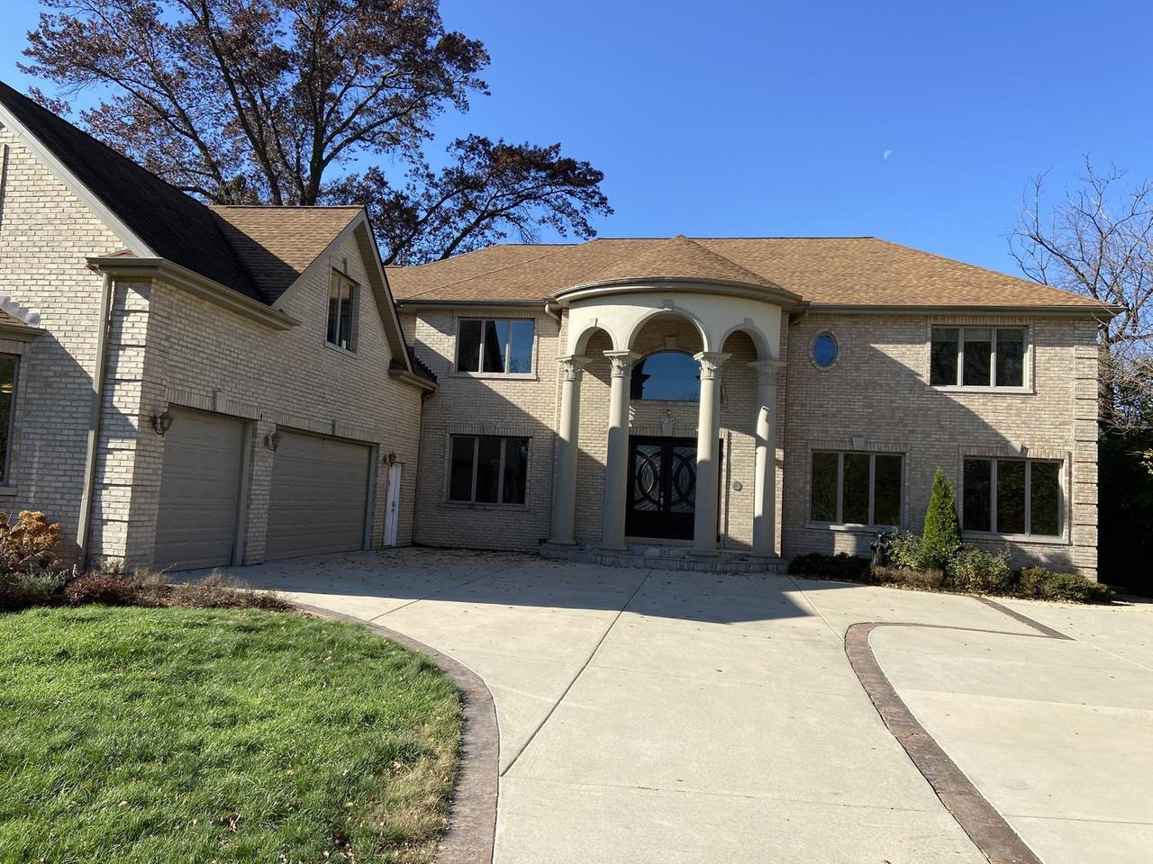 2104 Greenview Road - Photo 1