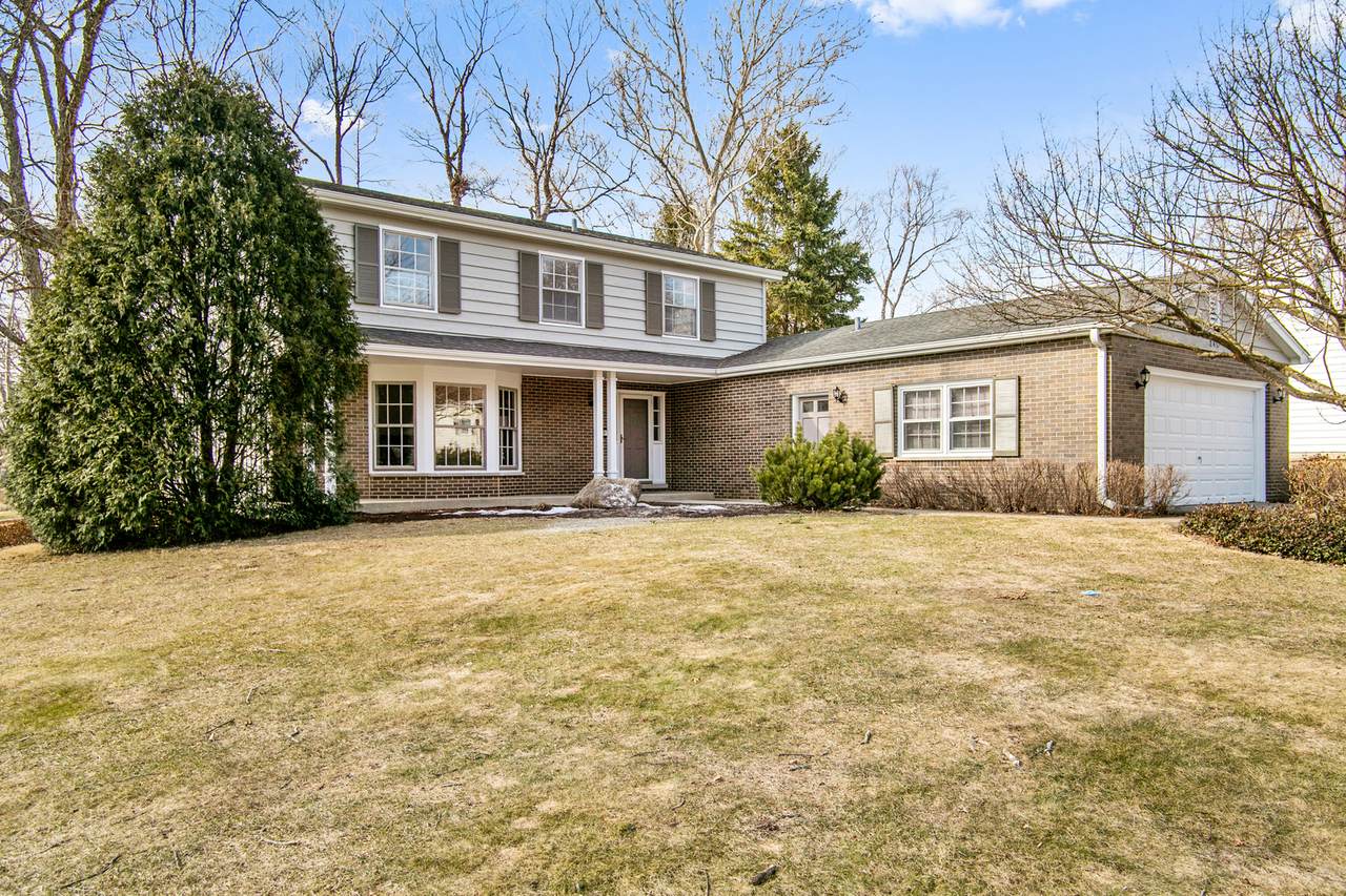 245 Charles Avenue - Photo 1