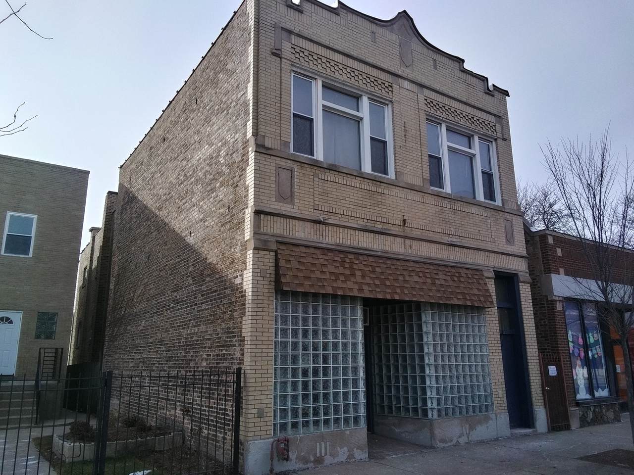 4324 Milwaukee Avenue - Photo 1