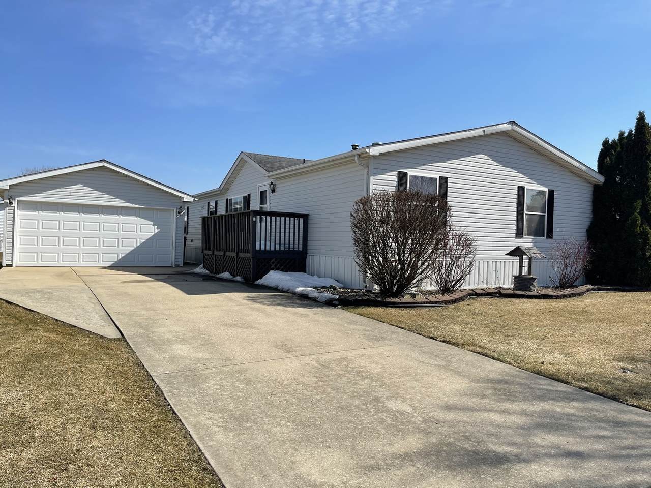 39 Petunia Circle - Photo 1