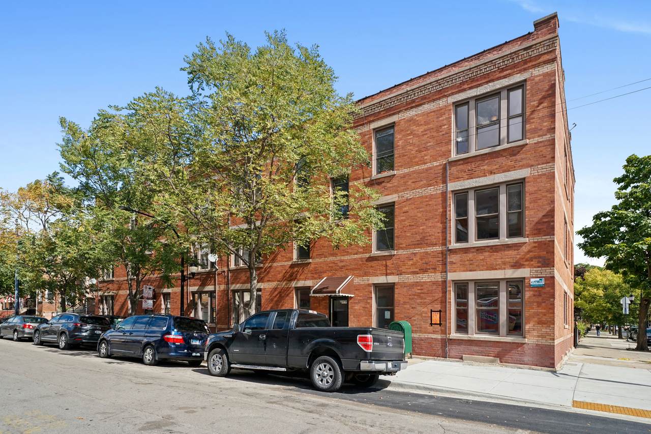 2257 Oakley Avenue - Photo 1