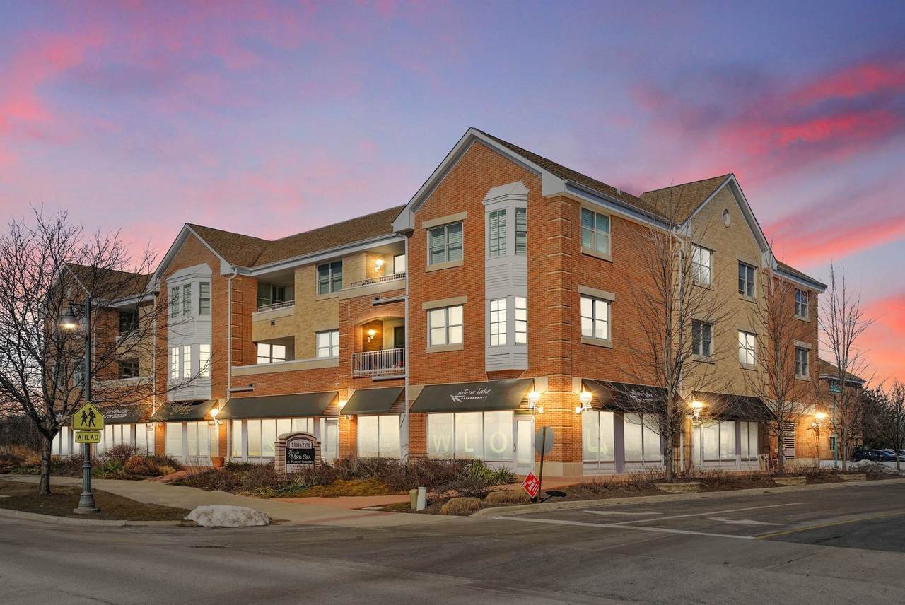 2300 Chestnut Avenue - Photo 1