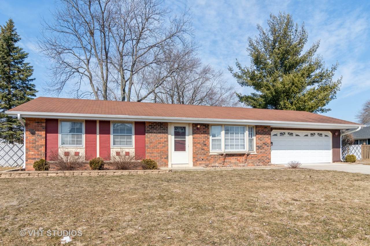 1220 Hartmann Drive - Photo 1