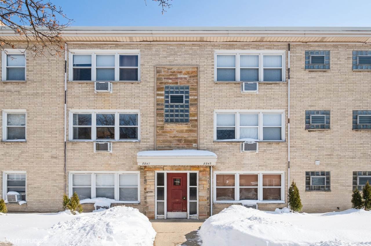 8845 La Crosse Avenue - Photo 1