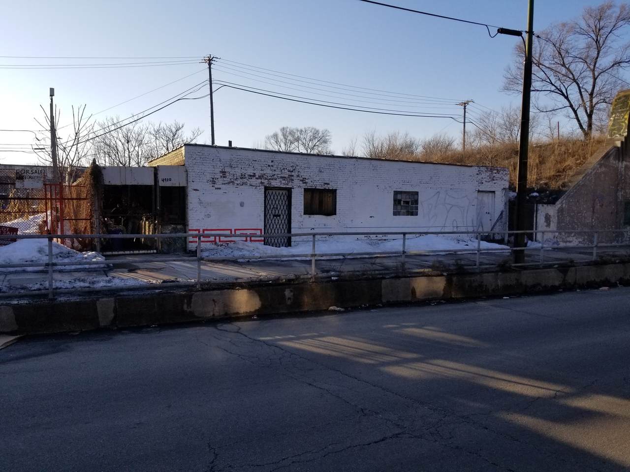 4910 Ashland Avenue - Photo 1