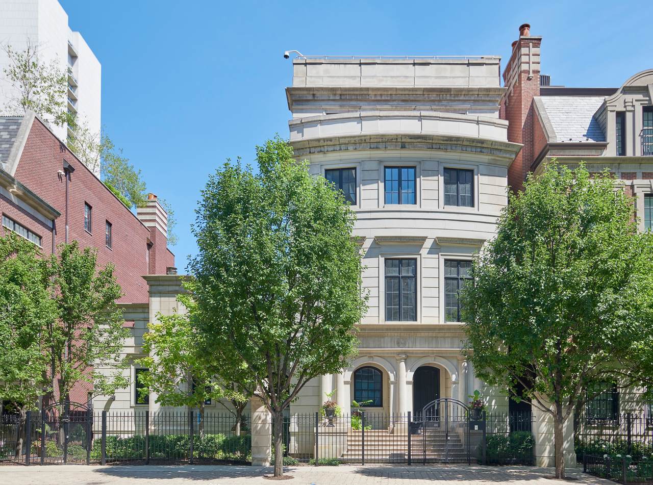 460 Huron Street - Photo 1