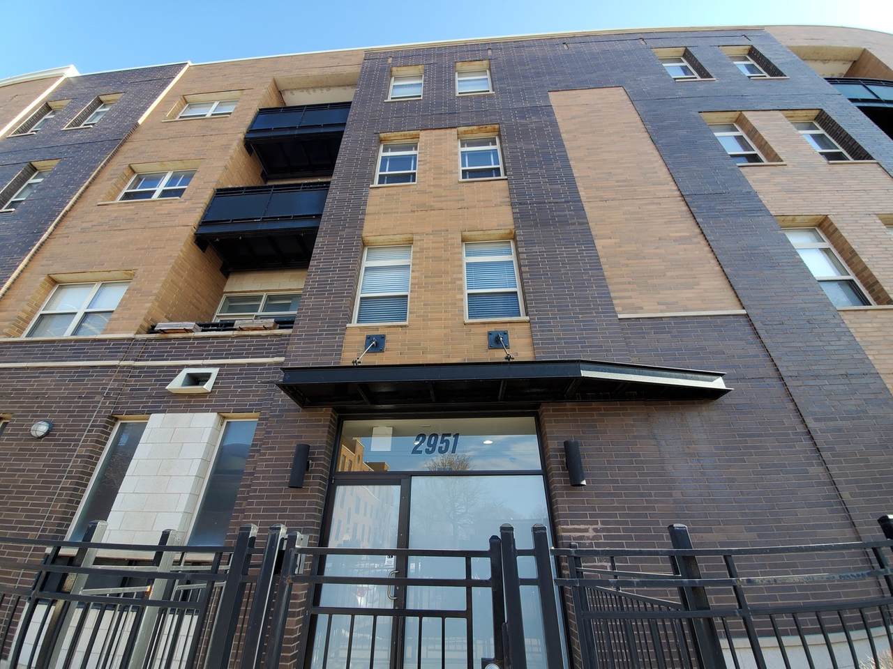 2951 Clybourn Avenue - Photo 1