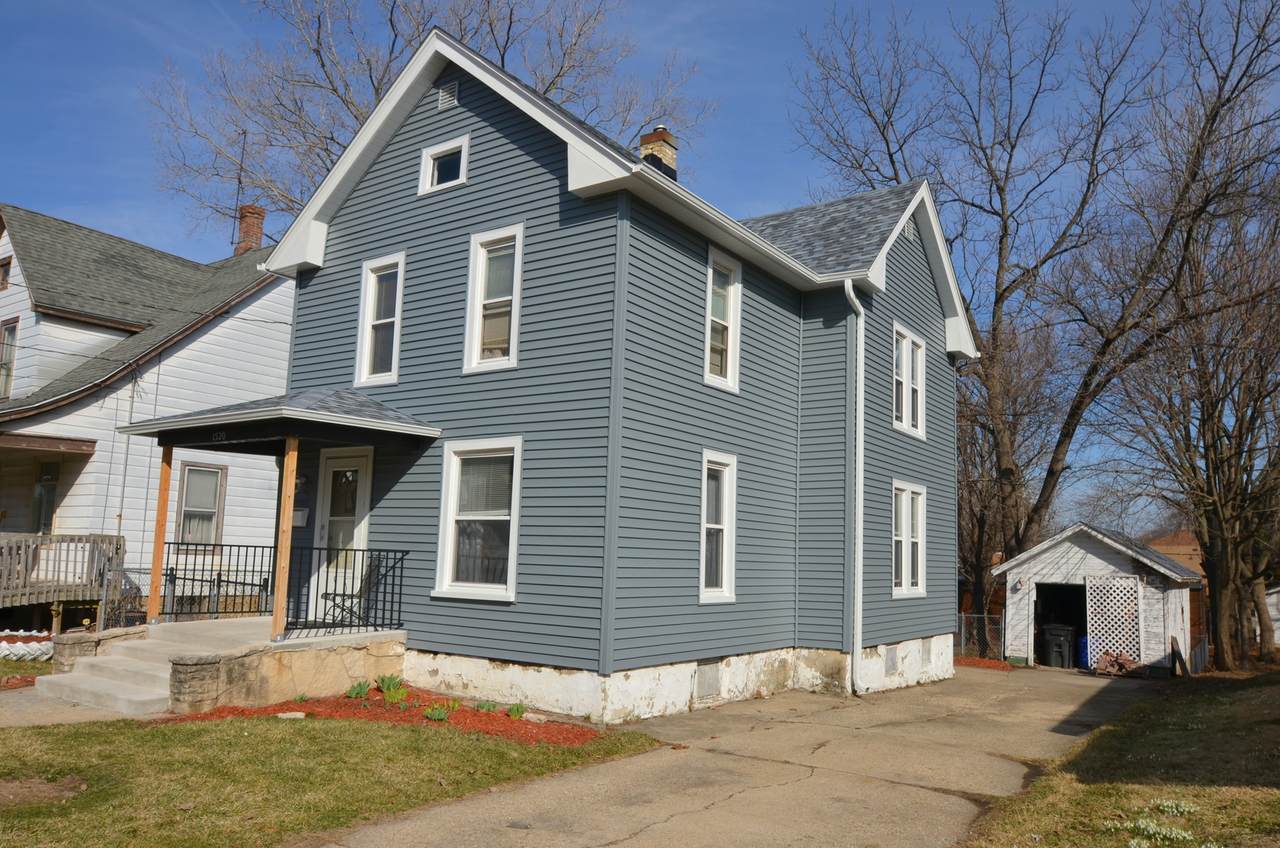 1520 Daisy Avenue - Photo 1