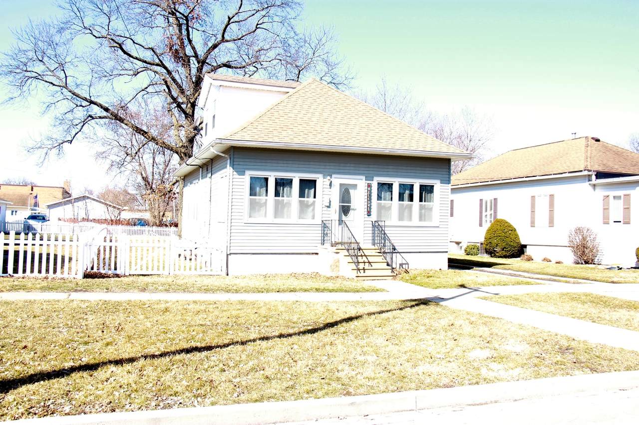 813 Poplar Street - Photo 1