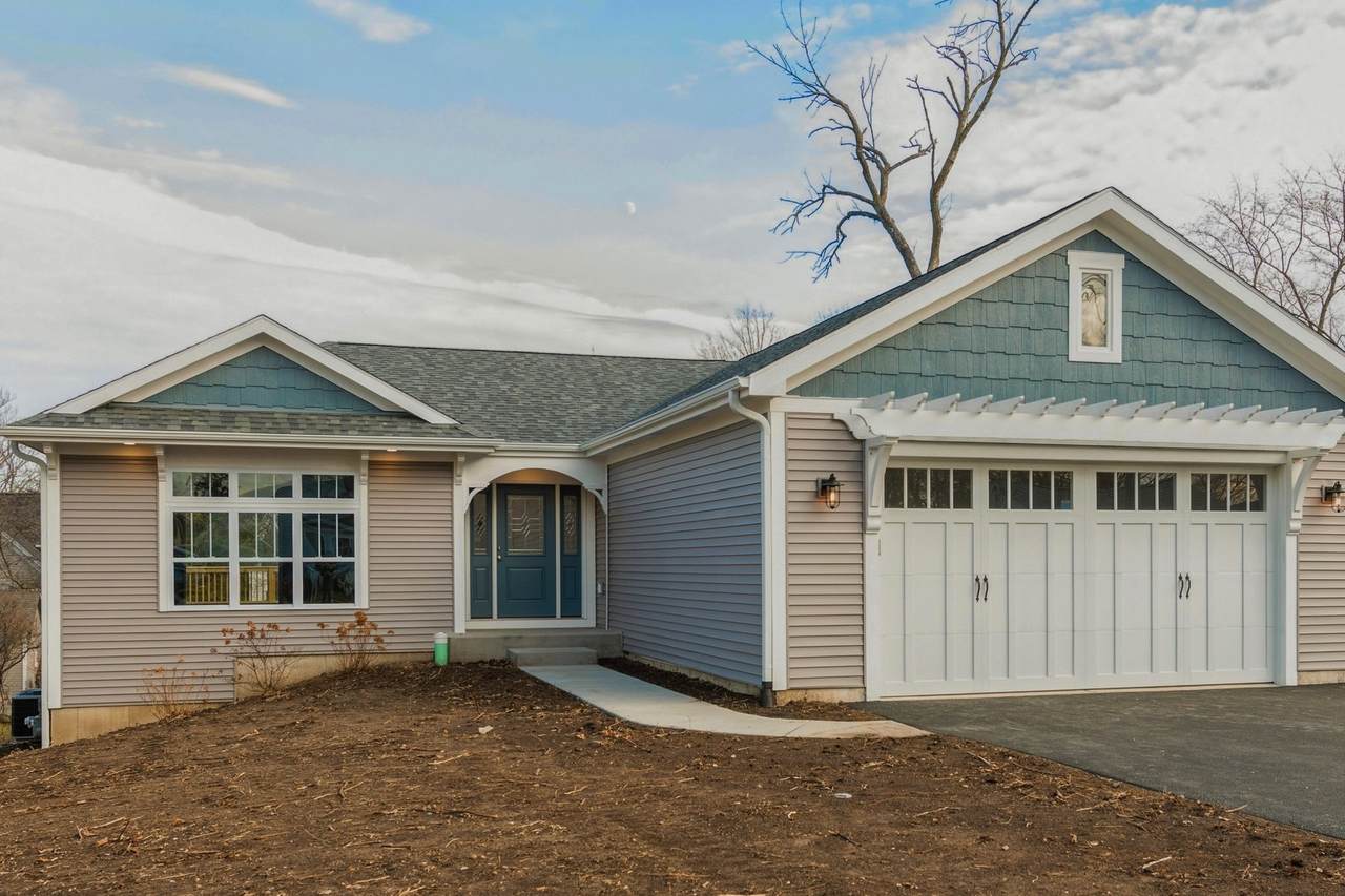 2624 Sanctuary Lane - Photo 1