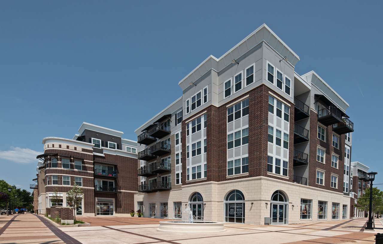 1010 Burlington Avenue - Photo 1