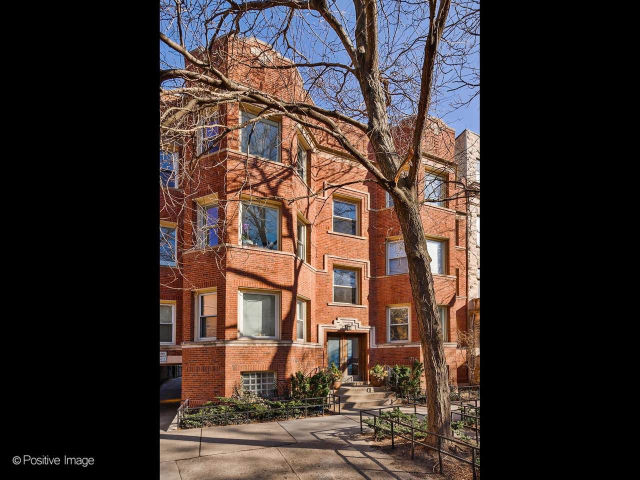 716 Barry Avenue - Photo 1
