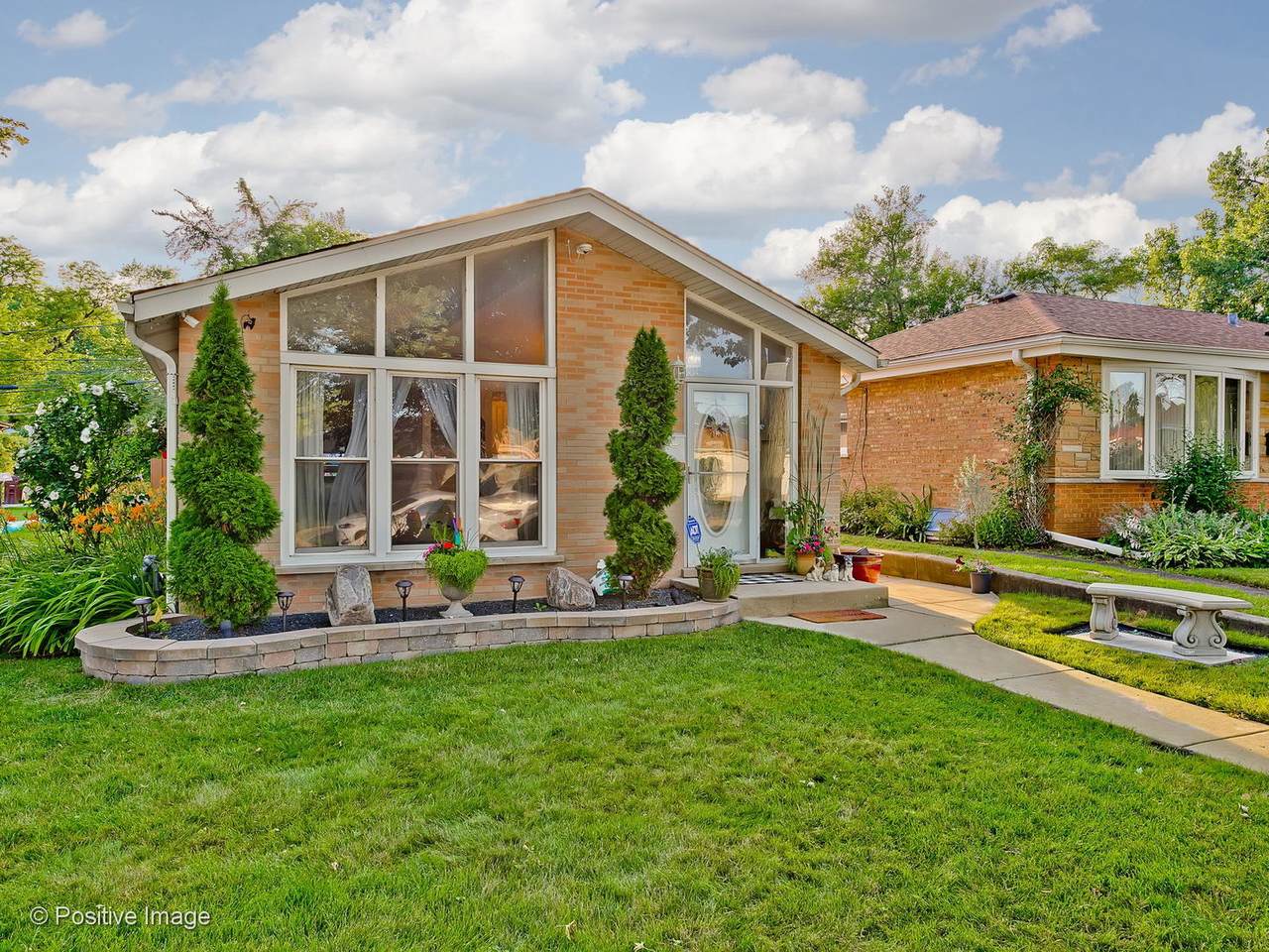 9538 Kildare Avenue - Photo 1