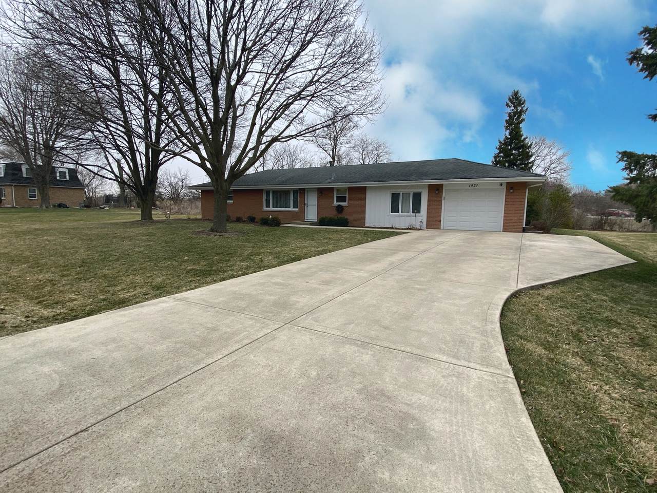 1921 Diehl Road - Photo 1