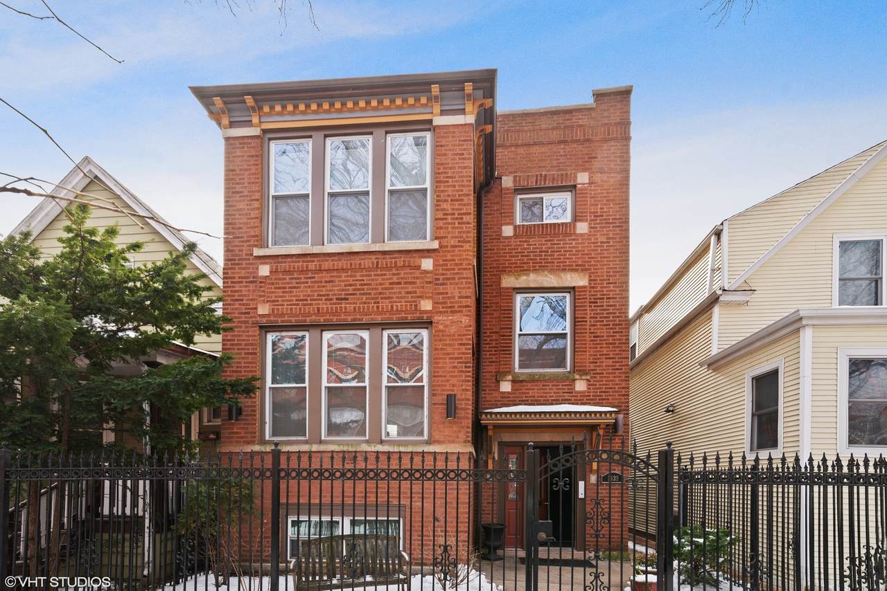 1439 Victoria Street - Photo 1